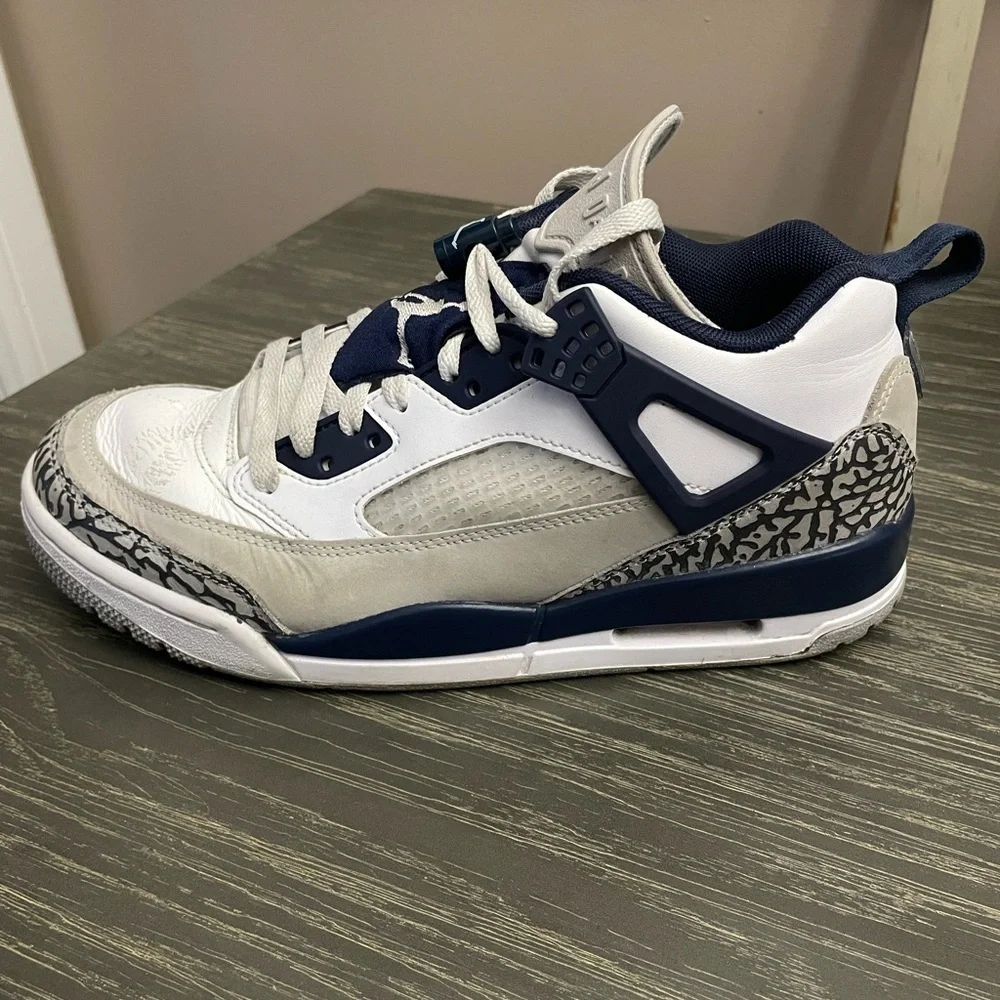 Air Jordan Spizike low White obsidian navy Blue Sneakers size 8 mens